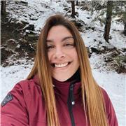 Profesora titulada en Estudios Ingleses y con Máster en enseñanza del español como lengua extranjera, con 5 años de experiencia, desde los 3 años hasta nivel Bachillerato, además del resto de asignaturas del colegio (hasta nivel 2 de eso)